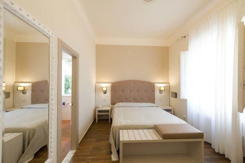 Battelli (adults Only) Marina di Pietrasanta